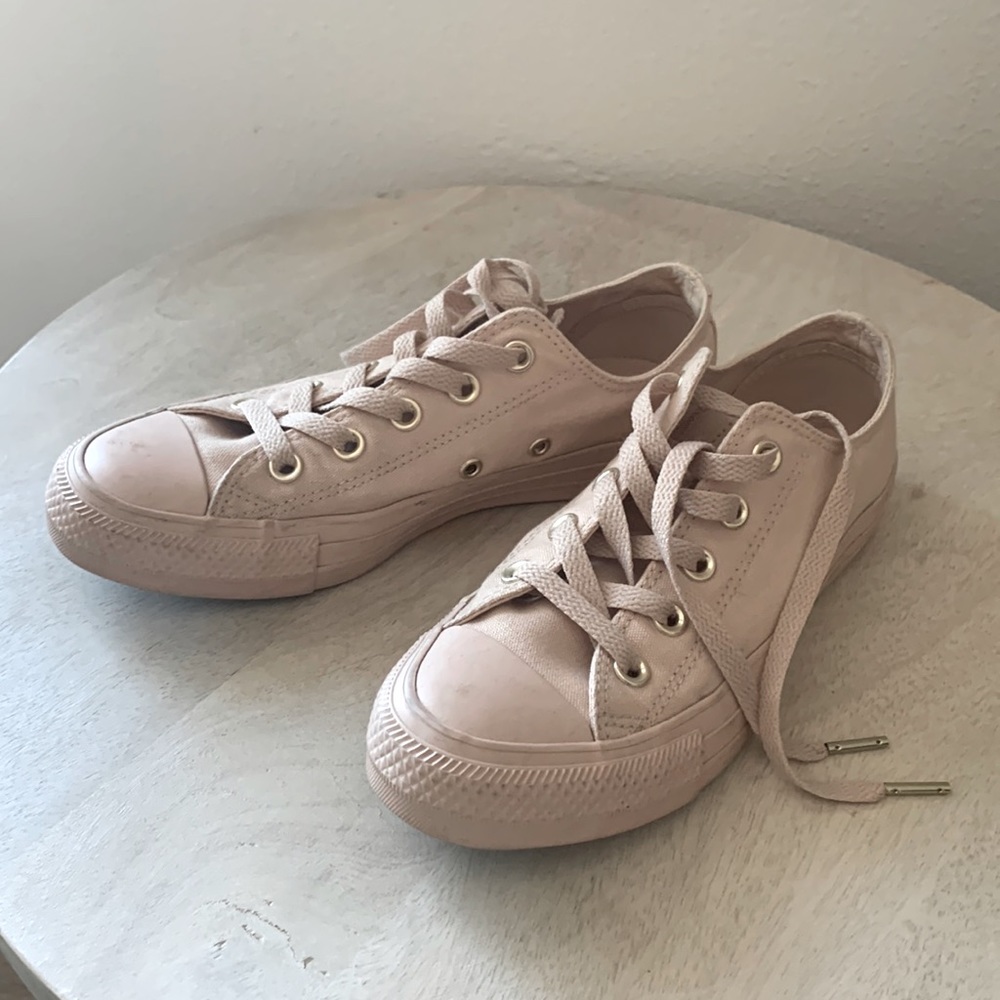 Converse blush pink and gold 6